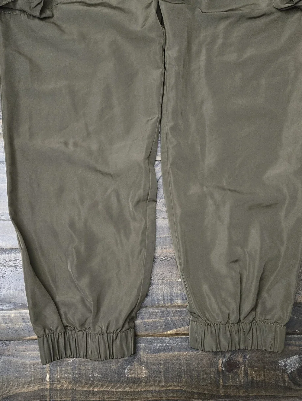 ALO YOGA It Girl Cargo Joggers | M